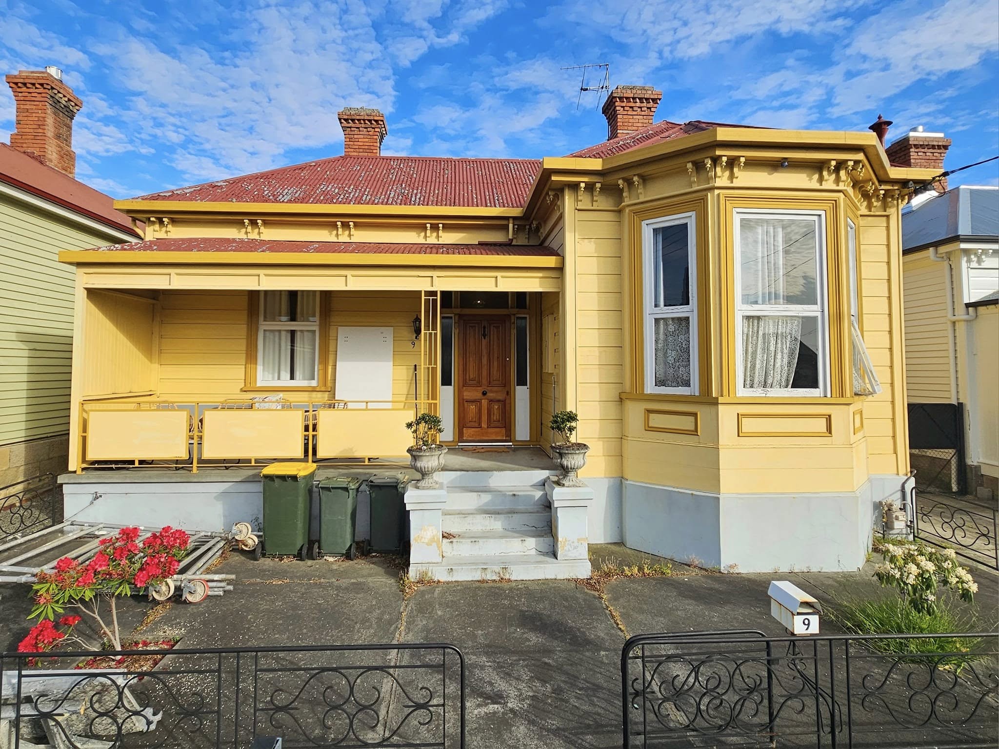 before photo of weatherboard house in hobart