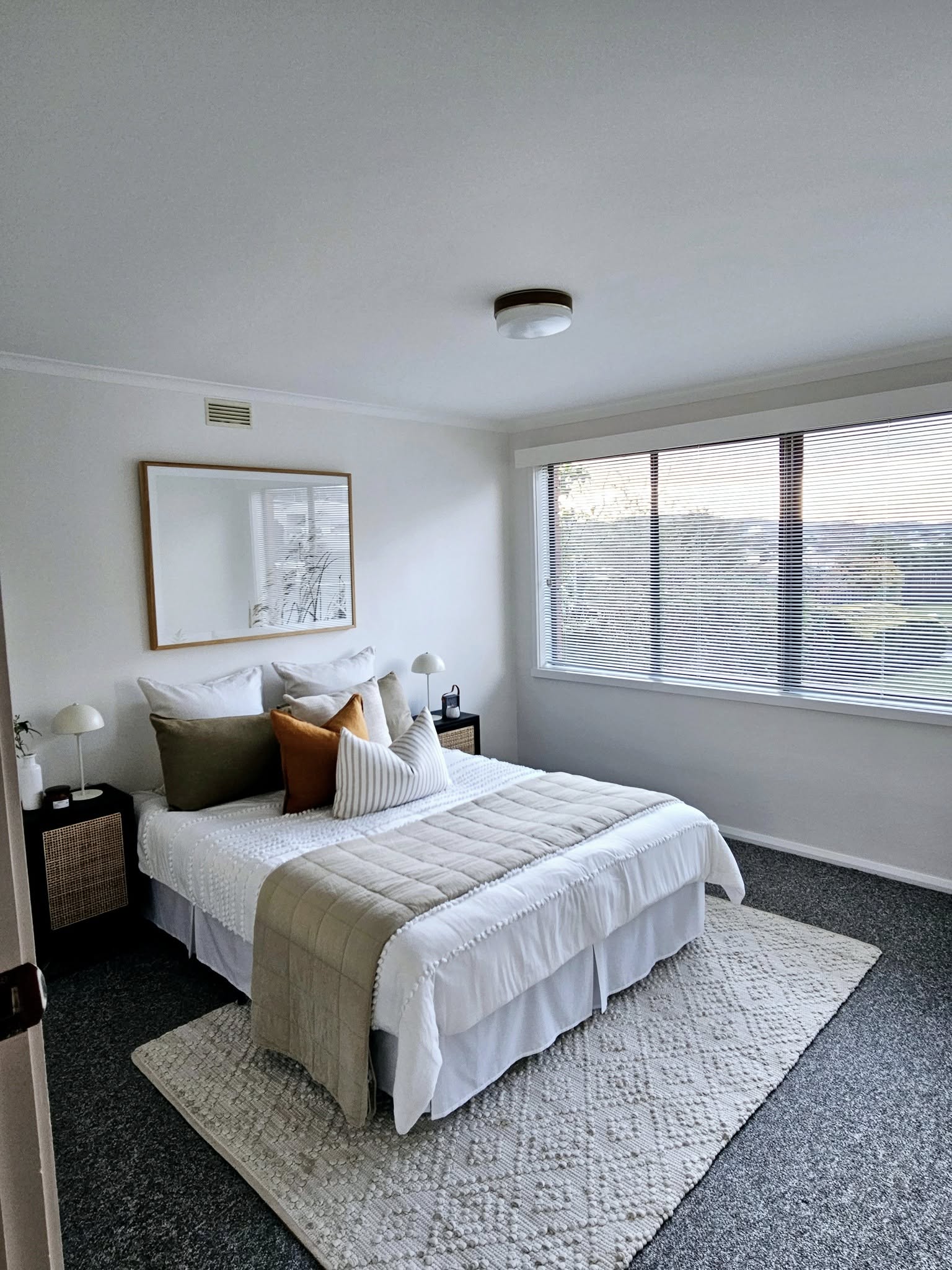 interior-bedroom-painting-north-hobart